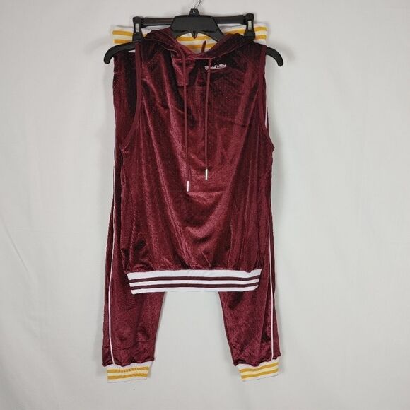 Mitchell & Ness Women's Size Small Maroon Velvet B - Picture 1 of 11